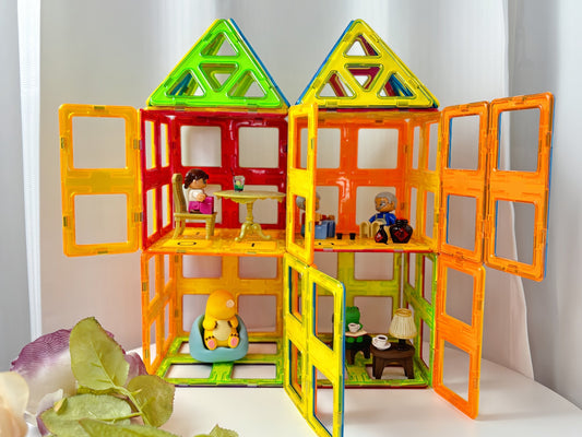 Ein Spielzeug, das sich mit allem kombinieren lässt: Condis Magnetbausteine machen’s möglich! - Condistoys