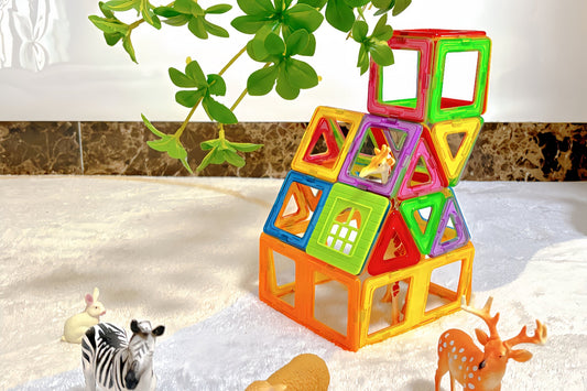 Einschulungsgeschenk: Magnetspielzeug für Schulanfänger - Condistoys